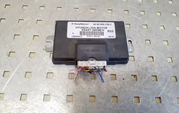 KIA Sportage Torque split ecu control unit/module 9544724000 4450000138C