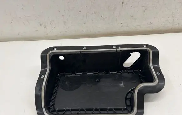 Cupra Leon Battery box tray cover/lid 5Q0915435D