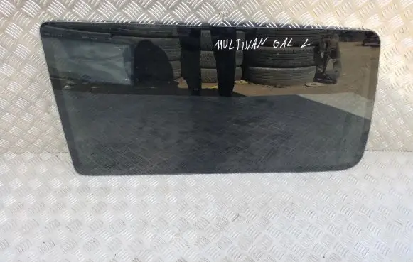Volkswagen Multivan T4 Rear side window