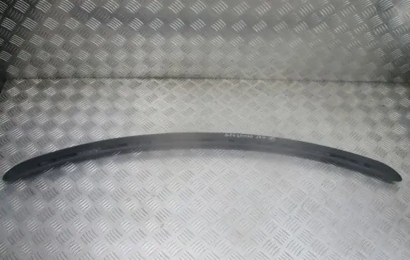Alfa Romeo 147 Wiper trim 225754