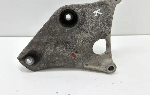 BMW 3 F30 F35 F31 Engine mounting bracket 678861103 572910 JAC46000