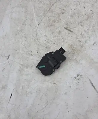 Mercedes-Benz ML W164 Air flap motor/actuator 929888G