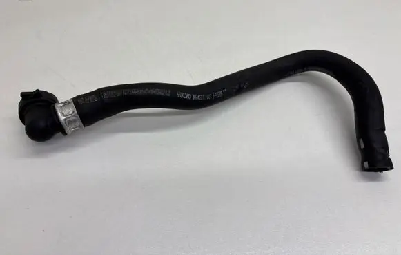 Volvo XC90 Engine coolant pipe/hose 30745337