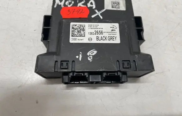 Opel Mokka X Parking PDC control unit/module 13522656
