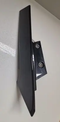 Nissan X-Trail T32 Rear/tail light trim molding 960334CE0A