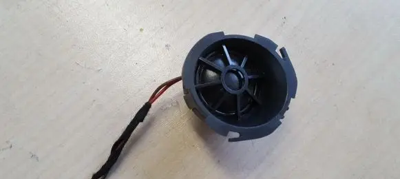 Audi A3 S3 8P Front door speaker 8P0035399C