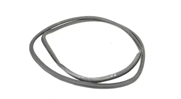 Porsche Cayenne (9PA) Rubber seal front door (on door) 7L0867365G