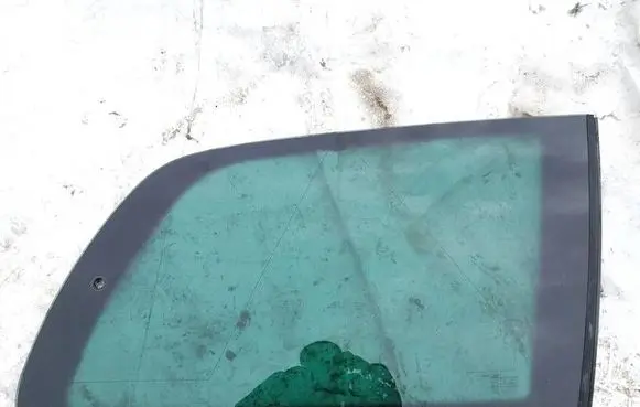 Ford Galaxy Rear side window as3