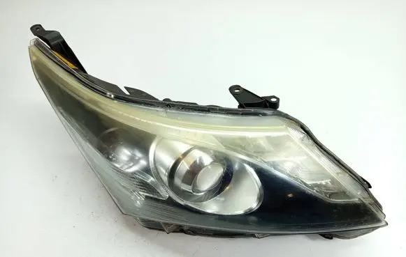Toyota Avensis T270 Headlight/headlamp 10000-17688 H296BR-AE