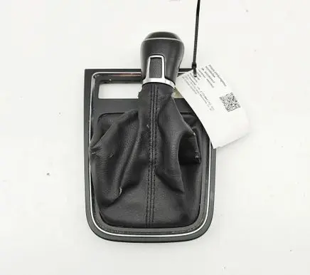 Volkswagen Jetta VI Gear lever shifter trim leather/knob 5C8711113B