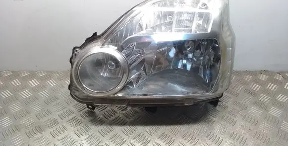 Nissan X-Trail T31 Headlight/headlamp