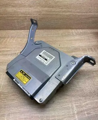 Toyota Prius (XW20) ABS control unit/module 8954047100