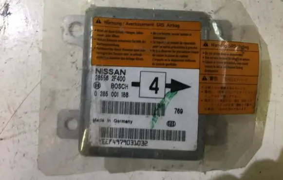 Nissan Primera Airbag control unit/module 285562F400 0285001188