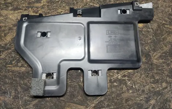 Hyundai i20 (PB PBT) Dashboard lower bottom trim panel 847811J000