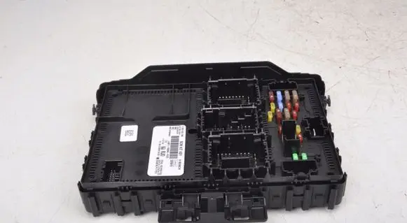 Ford Focus Fuse box set LX6T-15604-RJD