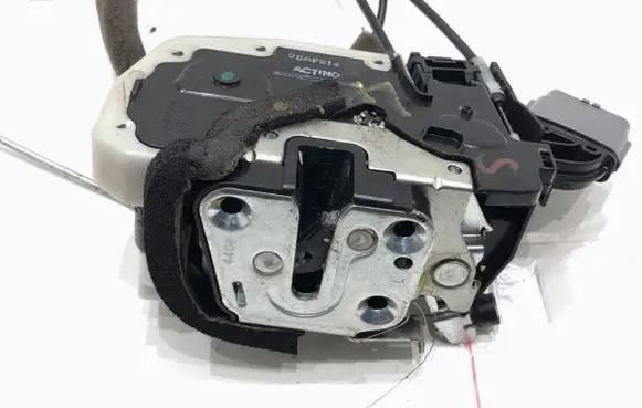 Nissan Micra Front door lock