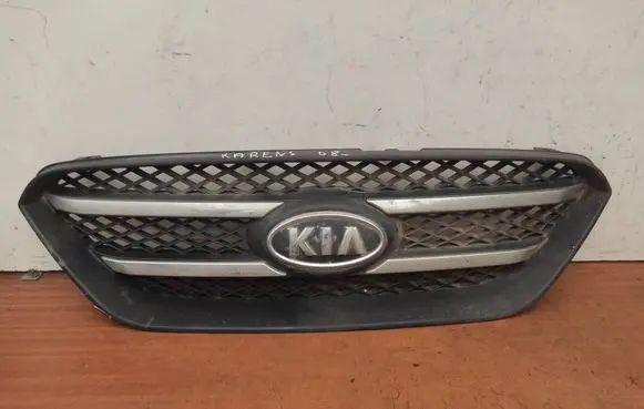 KIA Carens II Front grill