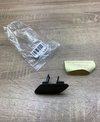 BMW X5 E70 Headlight washer spray nozzle cap/cover 51657199141 7173863