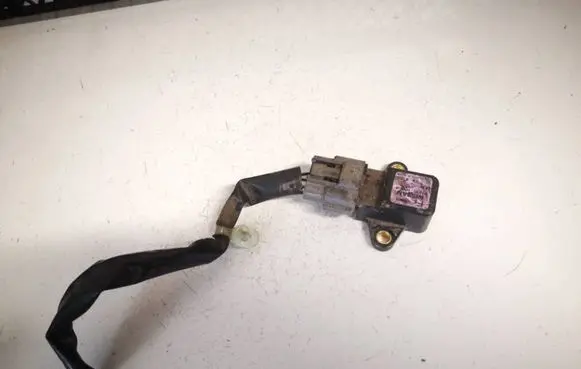 Nissan X-Trail T30 ESP acceleration yaw rate sensor 479308h300