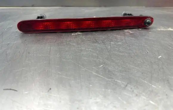 Suzuki Swift I Third/center stoplight 3581063J0