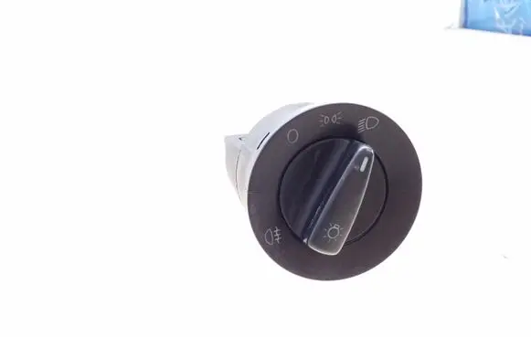 Volkswagen Golf IV Light switch 1C0941531