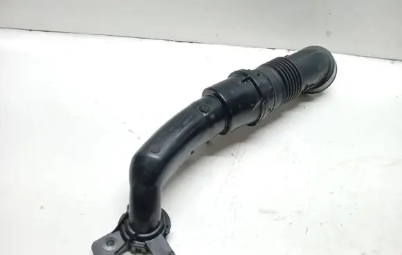 Peugeot 508 Intercooler hose/pipe 9824569380
