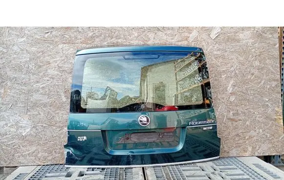 Skoda Roomster (5J) Front vent window/glass (coupe) 