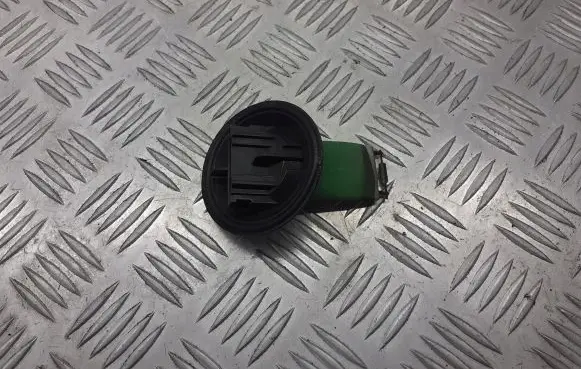Skoda Fabia Mk1 (6Y) Heater blower fan relay BRAK
