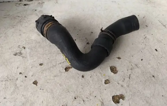 Volkswagen Transporter - Caravelle T5 Engine coolant pipe/hose 7H0122101E 106780