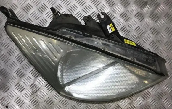 Ford Focus Headlight/headlamp xs4113005 xs41-13005