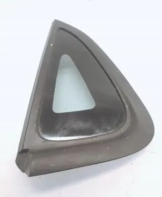 Renault Clio IV Rear side window