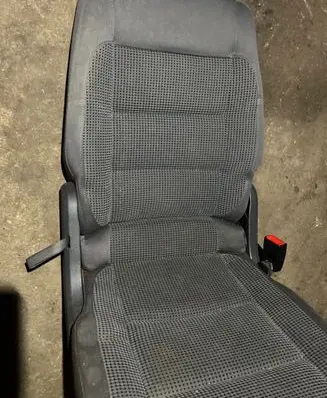 Volkswagen Touran I Rear seat 