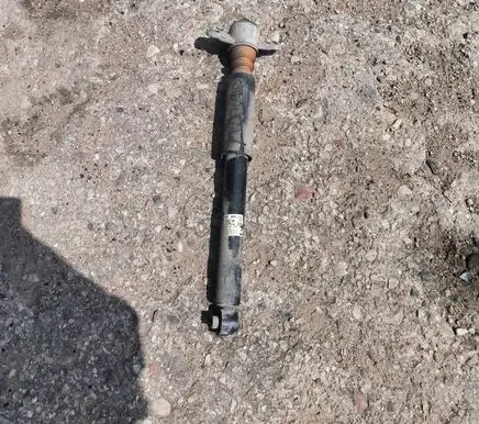 KIA Ceed Rear shock absorber/damper 55300J7XE0