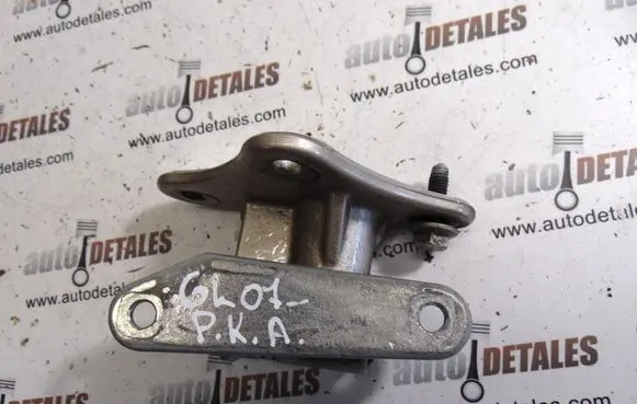 Front door upper hinge