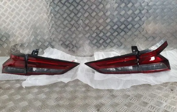Nissan Qashqai J12 Rear/tail lights