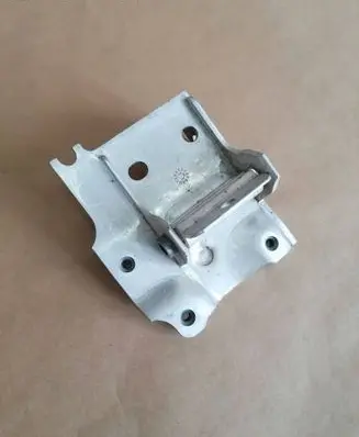 BMW 7 F01 F02 F03 F04 Radiator mount bracket 7186513 74514910 7211161