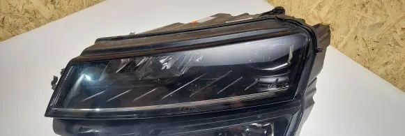 Skoda Karoq Headlight/headlamp 57B944015B 3841037