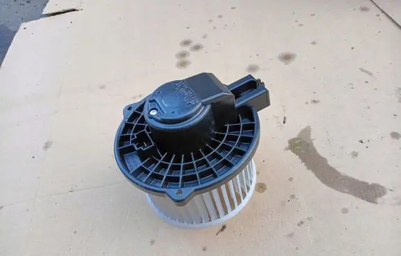 Mazda CX-30 Heater fan/blower 2021R