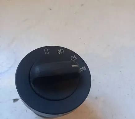 Light switch