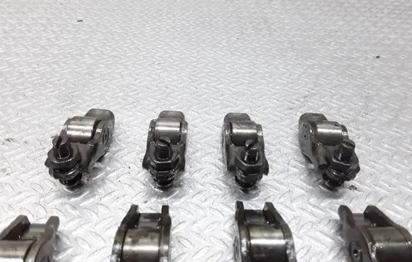 Toyota Yaris Valve rocker arm 