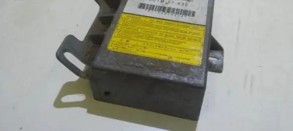 Mazda 323 F Airbag control unit/module 12192601 bc1m-57-k30