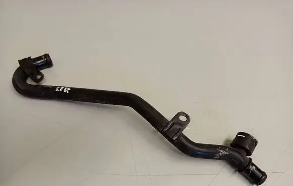 Volkswagen Tiguan Engine coolant pipe/hose 5N0121070L