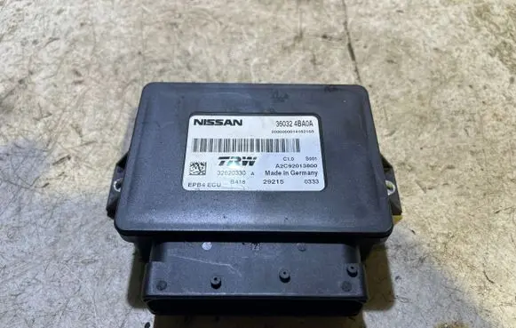 Nissan Qashqai Hand brake control module 360324BA0A A2C92013800 32620330