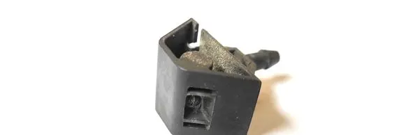 Nissan Qashqai Windshield washer spray nozzle 