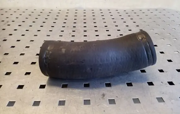 Opel Frontera B Intercooler hose/pipe