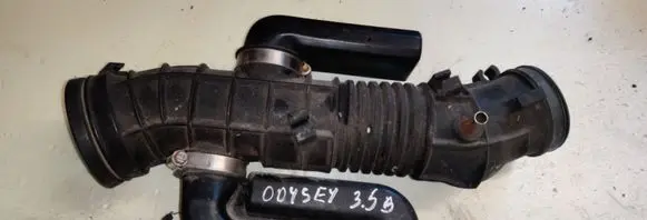 Honda Odyssey Air intake hose/pipe