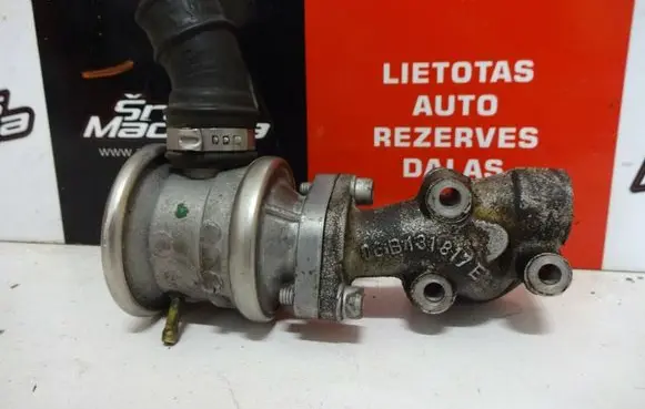 Audi A4 S4 B6 8E 8H EGR valve 06B131817E