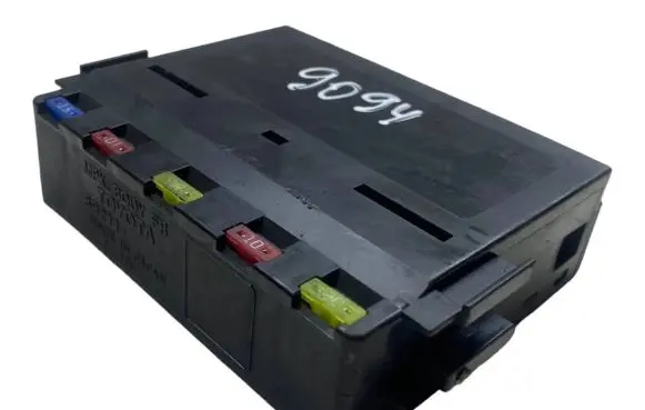 Lexus IS 220D-250-350 Comfort/convenience module 8921153020
