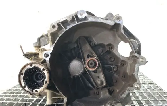 Skoda Fabia Mk1 (6Y) Manual 5 speed gearbox JHQ