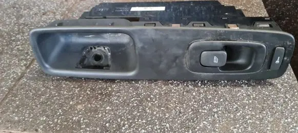 Volvo S80 Electric window control switch 8622040